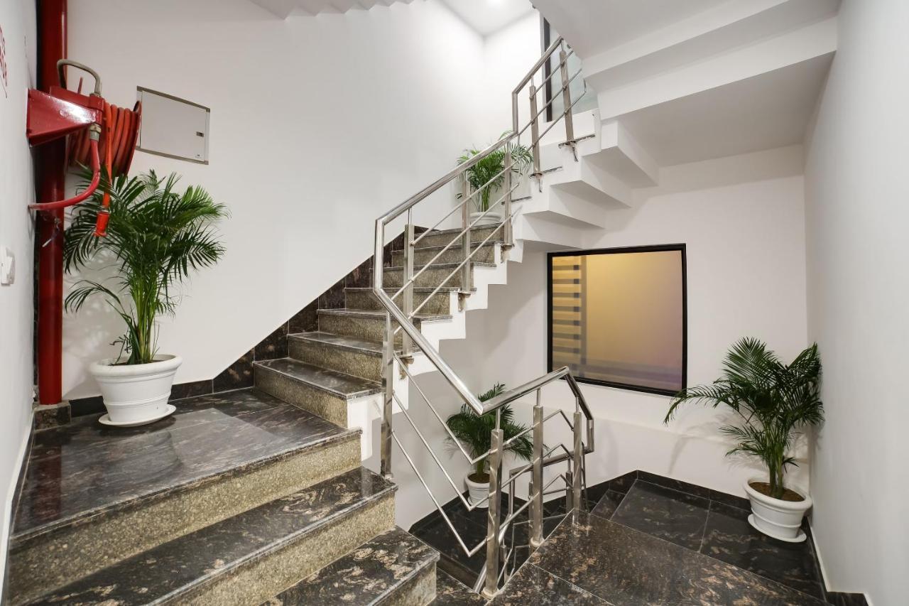 Oyo Townhouse 019 Anand Vihar Ξενοδοχείο Νέο Δελχί Εξωτερικό φωτογραφία