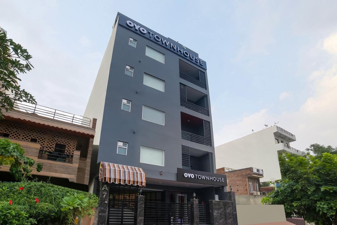 Oyo Townhouse 019 Anand Vihar Ξενοδοχείο Νέο Δελχί Εξωτερικό φωτογραφία