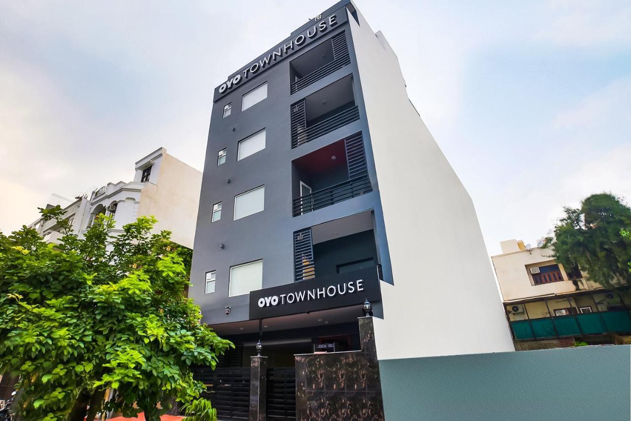 Oyo Townhouse 019 Anand Vihar Ξενοδοχείο Νέο Δελχί Εξωτερικό φωτογραφία